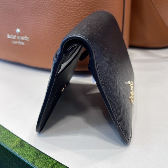 Kate Spade Madison Small Bifold Wallet
Black 
NWT - Picture 3 of 16